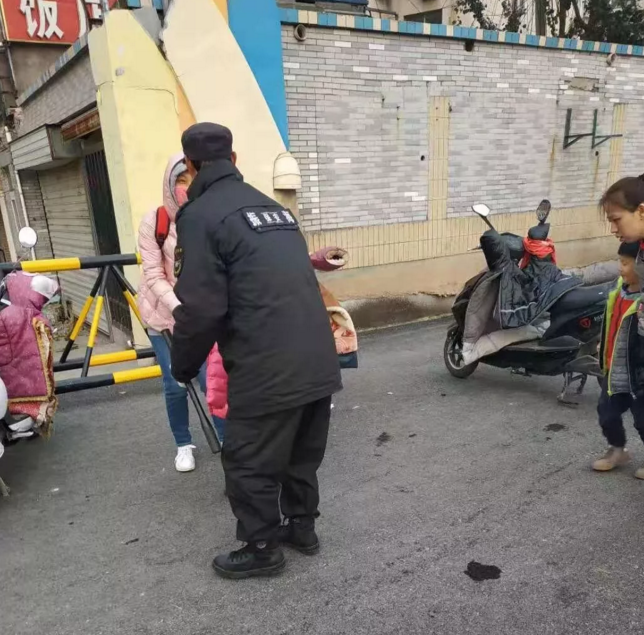 ��λ��ĬĬ����,��ƽ��������I